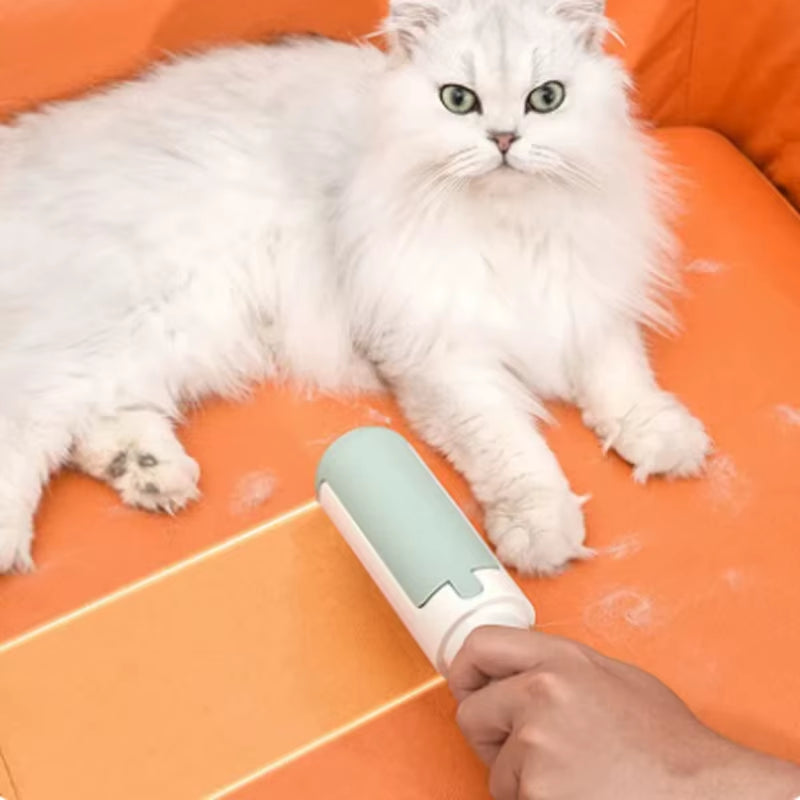 Pet Hair Remover Brush for Cats and Dogs - Portable and Eco-Friendly Cleaning Tool